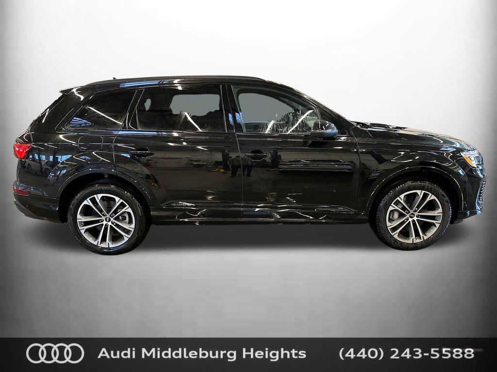 Used 2026 Audi Q7 3.0T Premium w/ Convenience Plus Package image 7