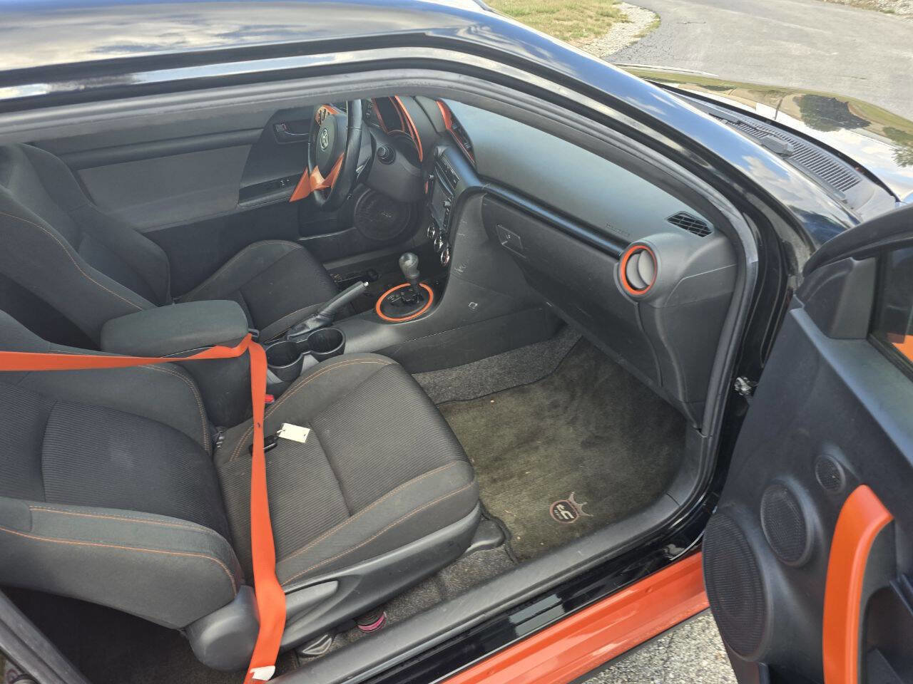 Used 2015 Scion tC image 13