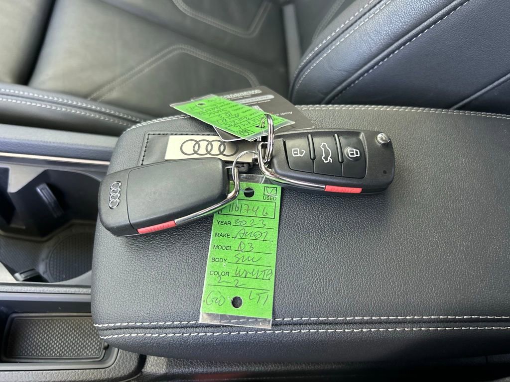 Used 2023 Audi Q3 2.0T Premium Plus w/ Premium Plus Package image 70