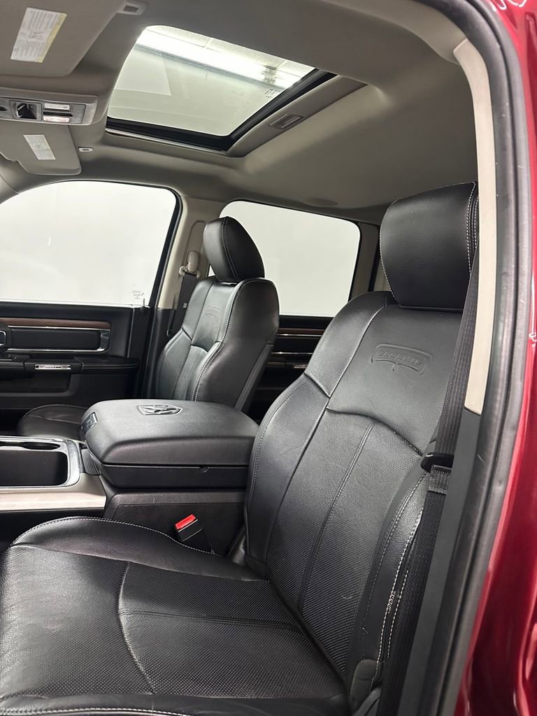 Used 2018 RAM 1500 Laramie w/ Convenience Group AWD/4WD image 12