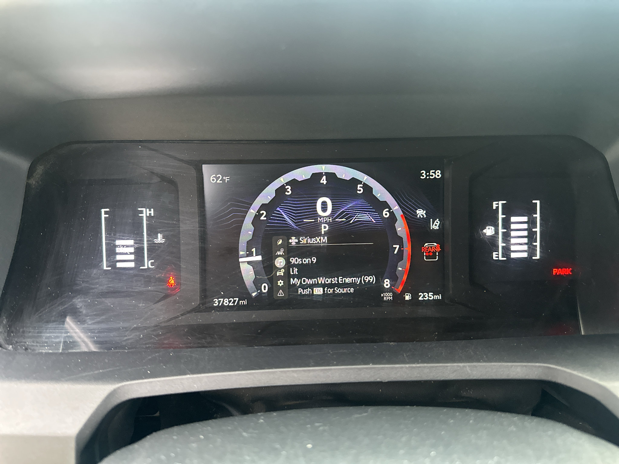 Used 2025 Toyota 4Runner SR5 AWD/4WD image 26