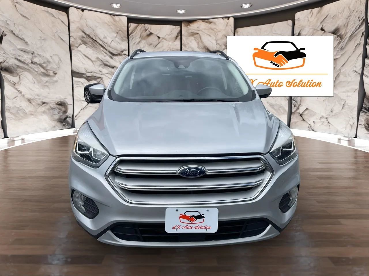 Used 2019 Ford Escape SEL FWD image 4