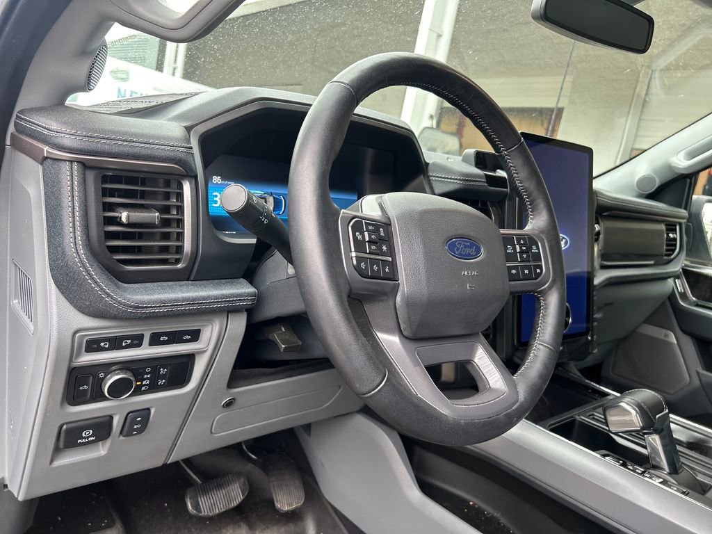 Used 2024 Ford F150 Lightning Flash AWD/4WD image 10