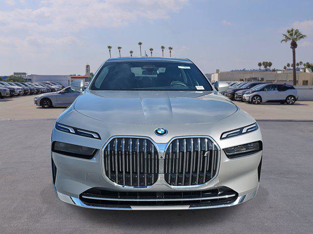 New 2025 BMW i7 eDrive50 image 2