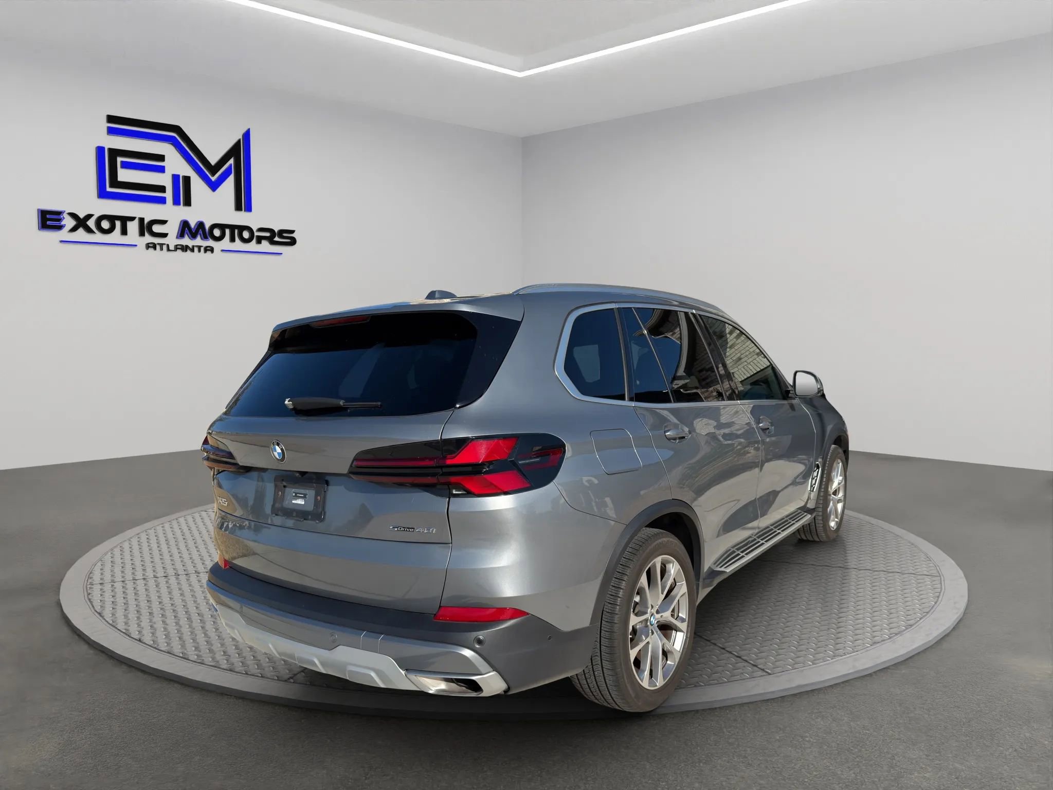 Used 2024 BMW X5 sDrive40i w/ Premium Package RWD image 5