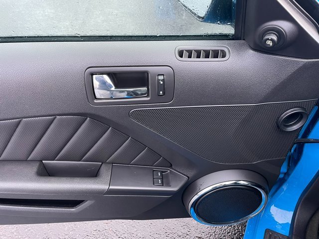 Used 2014 Ford Mustang Premium w/ Comfort Package image 13