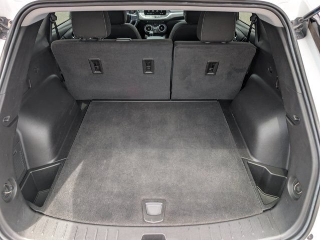 Used 2023 Chevrolet Blazer LT FWD image 14