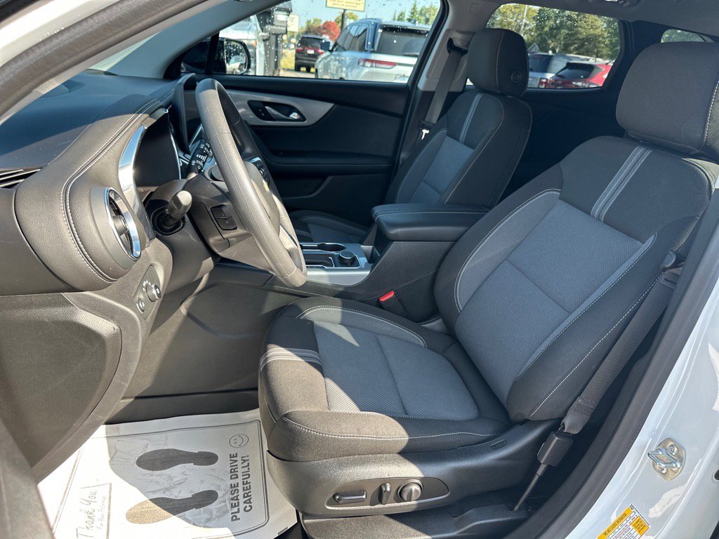 Used 2023 Chevrolet Blazer LT w/ Convenience Package image 17
