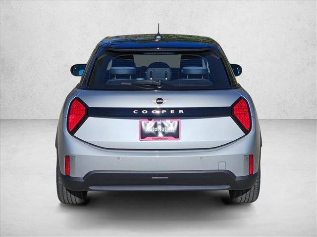 Used 2026 MINI Cooper 4-Door Hardtop FWD image 6