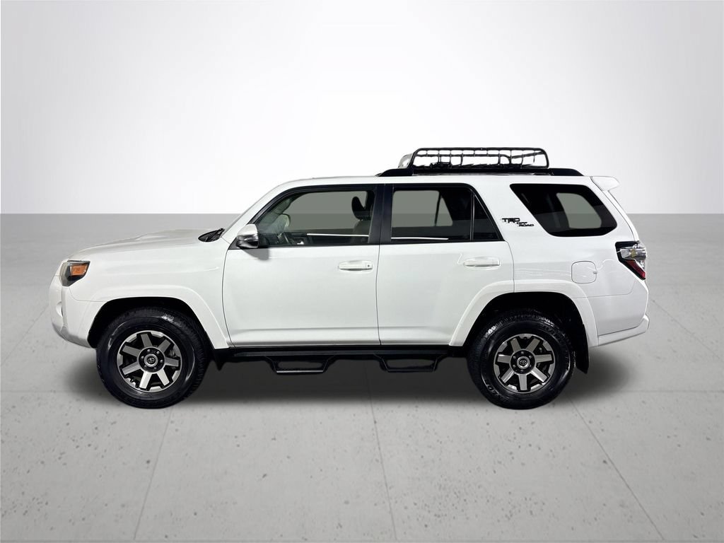 Used 2023 Toyota 4Runner TRD Off-Road Premium w/ Moonroof Package AWD/4WD image 9