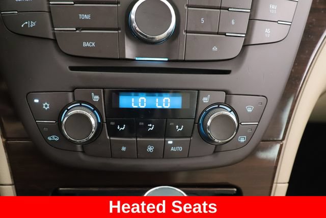 Used 2011 Buick Regal CXL w/ RL5 Preferred Equipment Group FWD image 3