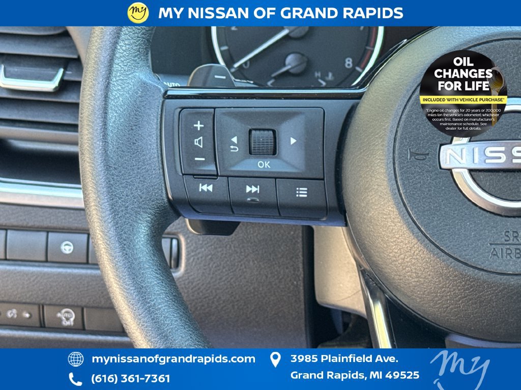 Used 2023 Nissan Rogue SV AWD/4WD image 15