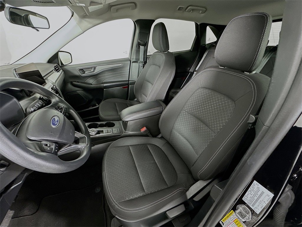 Used 2025 Ford Escape Active image 11