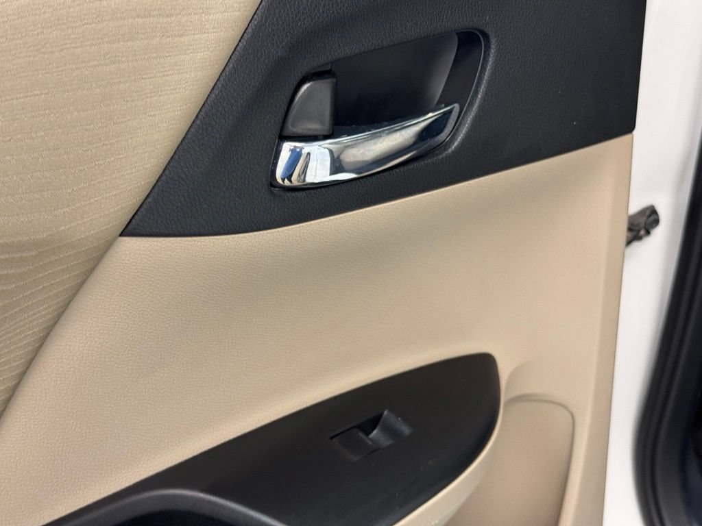Used 2014 Honda Accord LX image 17