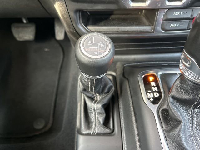 Used 2023 Jeep Wrangler Unlimited Sahara image 29