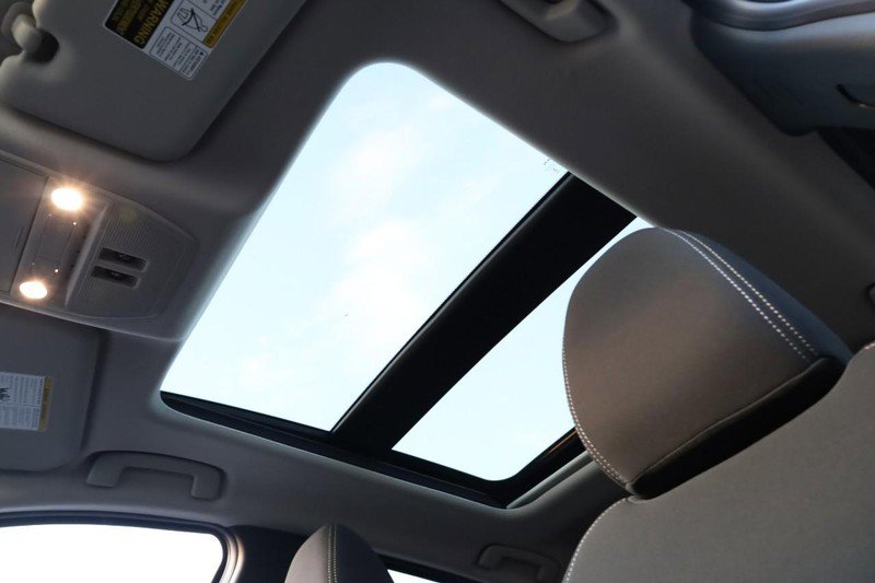 New 2026 Nissan Kicks SV w/ SV Premium Package image 8