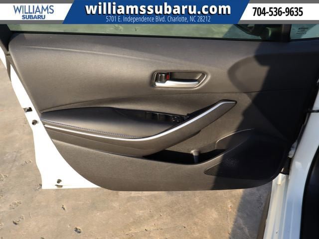 Used 2021 Toyota Corolla SE w/ SE Premium Package FWD image 17