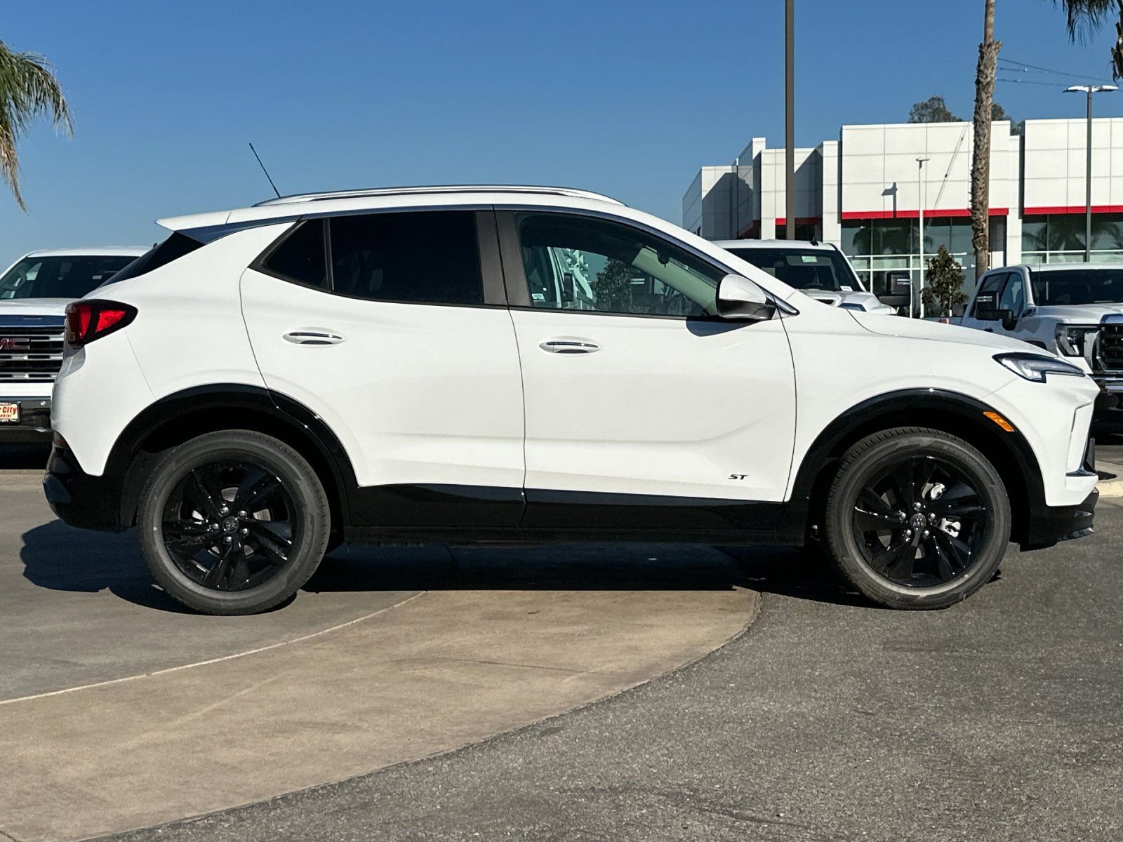 New 2026 Buick Encore GX Sport Touring image 3