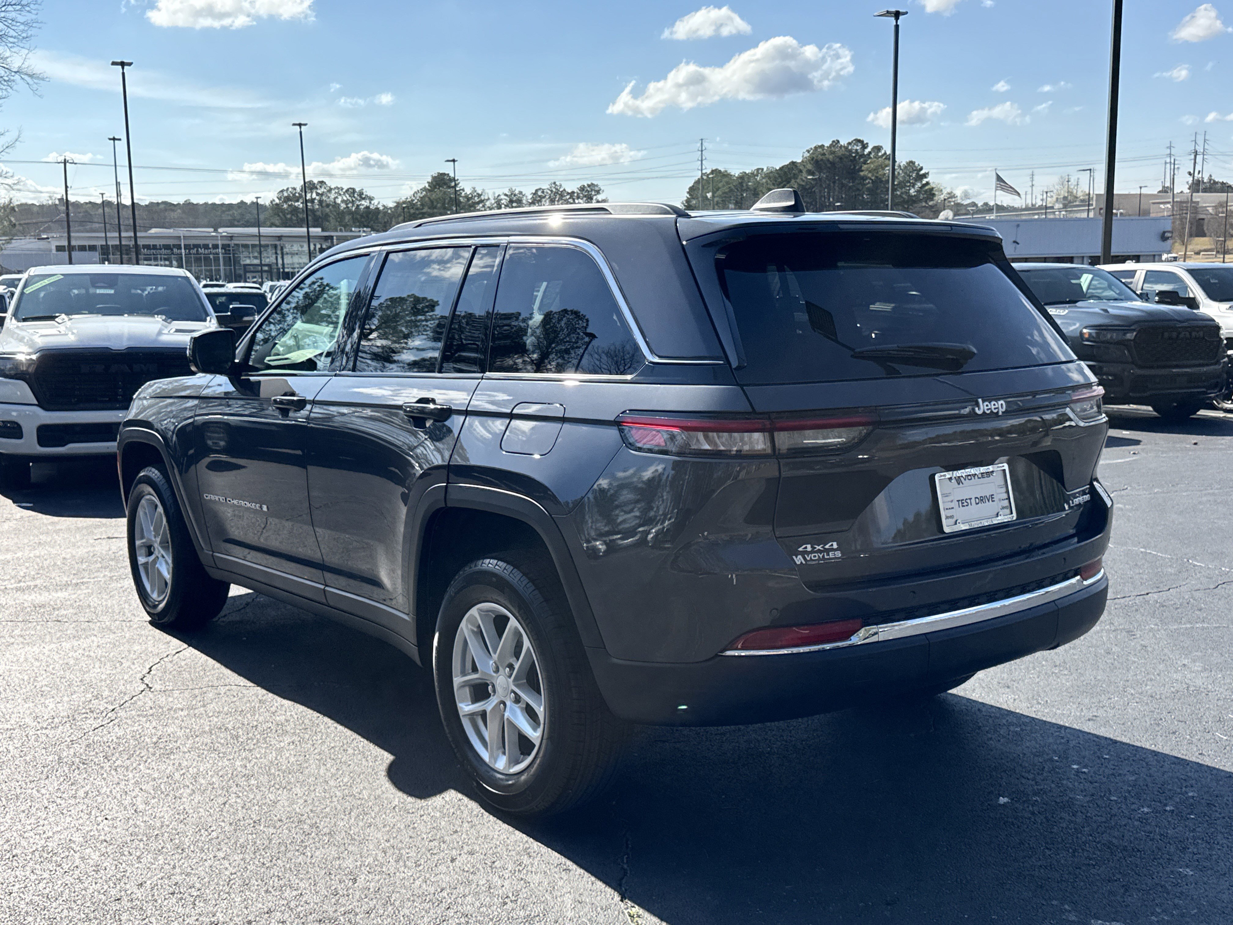 New 2026 Jeep Grand Cherokee Laredo X image 6