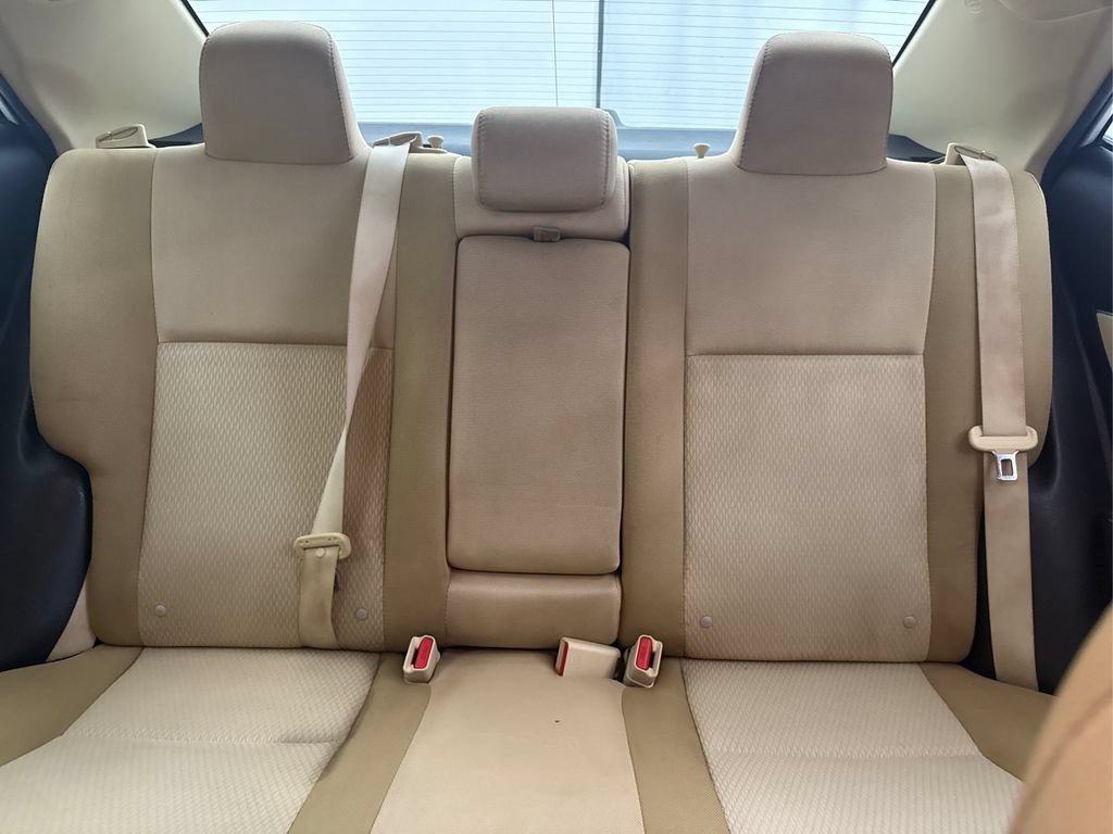 Used 2017 Toyota Corolla LE FWD image 37