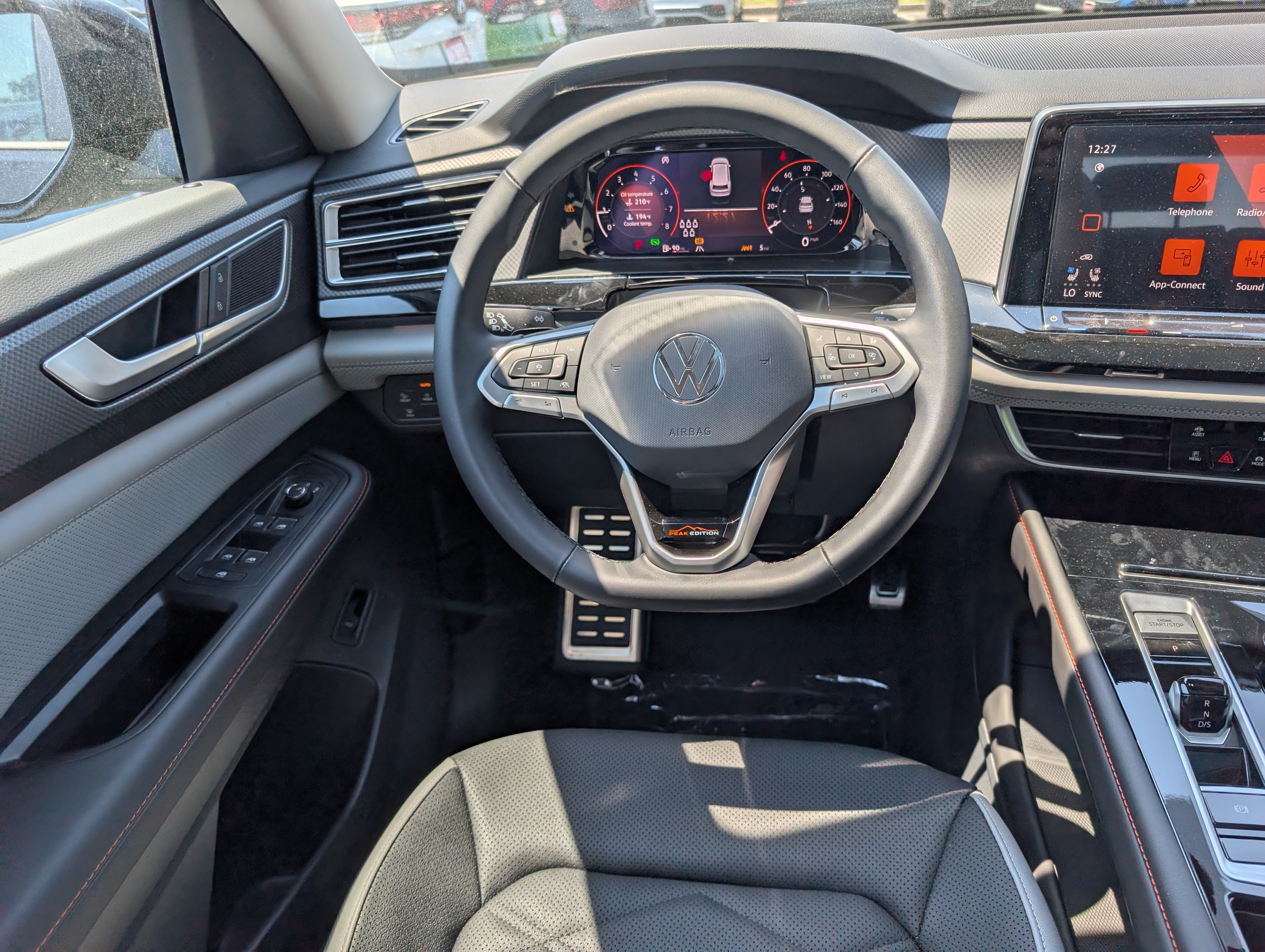 New 2026 Volkswagen Atlas Peak Edition AWD/4WD image 18