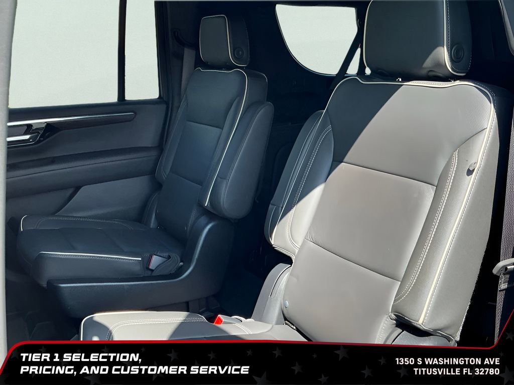 Used 2025 Chevrolet Suburban Premier RWD image 27