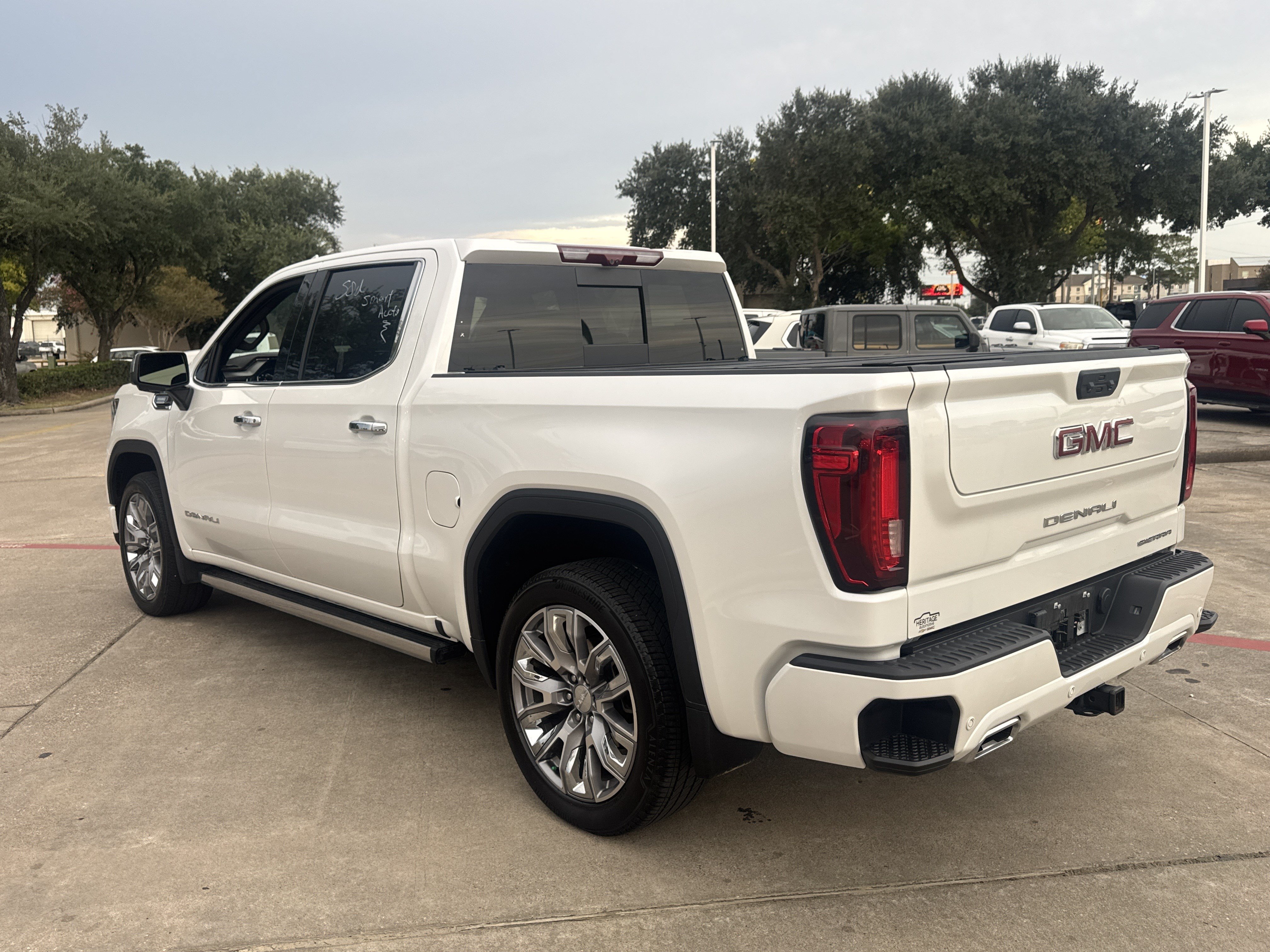 Used 2025 GMC Sierra 1500 Denali AWD/4WD image 12