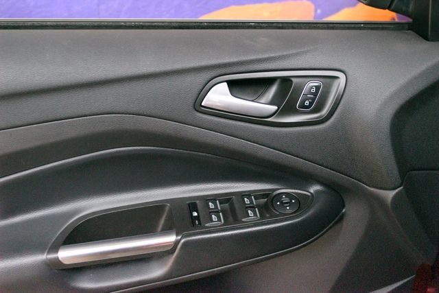 Used 2019 Ford Escape SE FWD image 13
