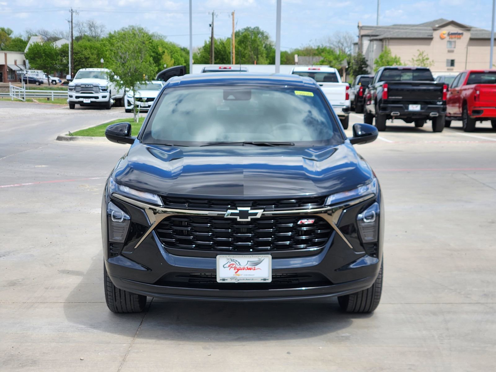 New 2026 Chevrolet Trax RS w/ Driver Confidence Package FWD image 6
