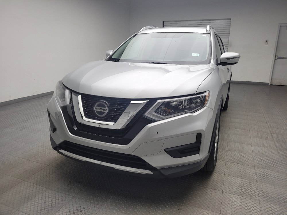 Used 2018 Nissan Rogue SV image 15