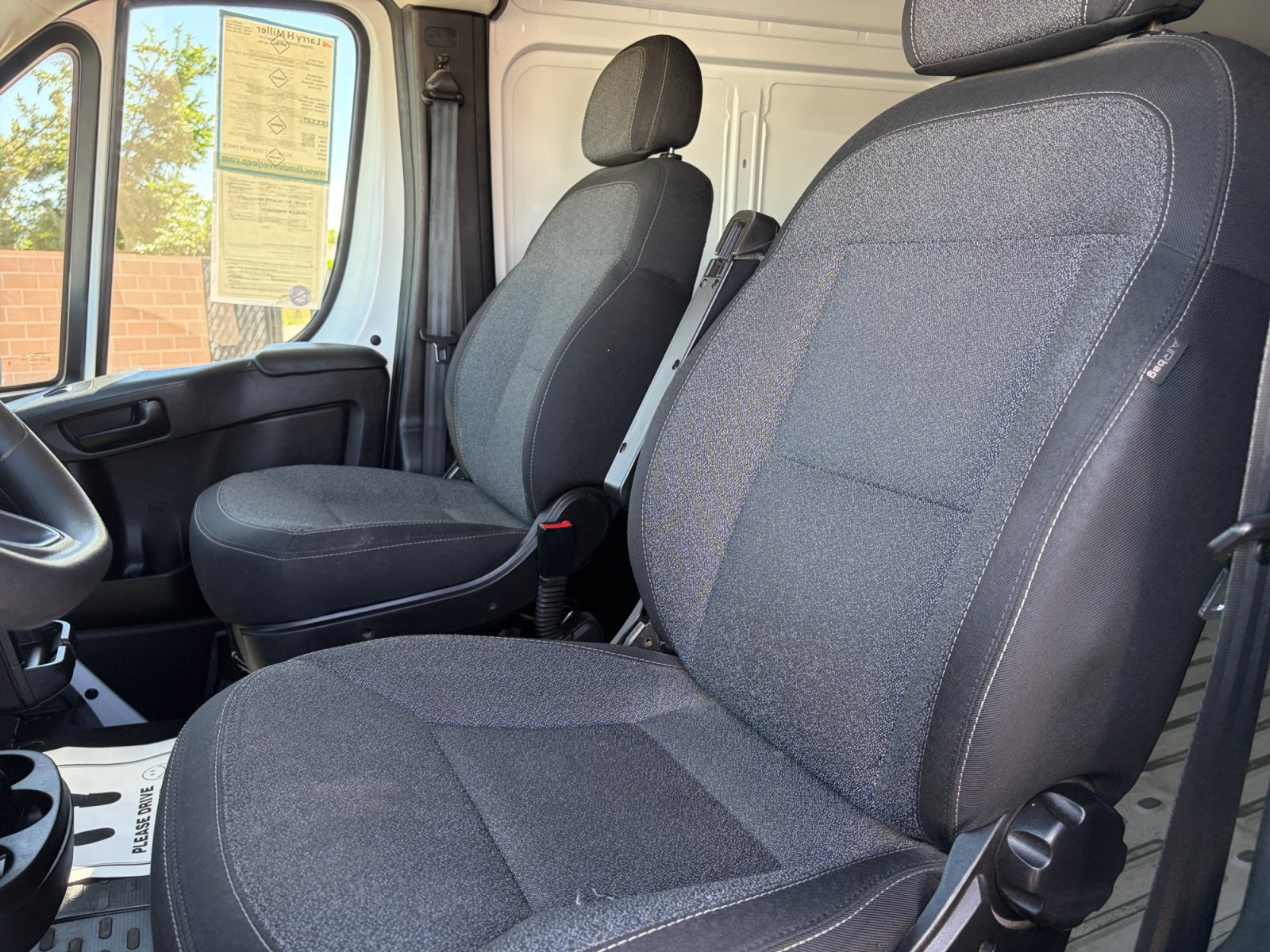 Used 2023 RAM ProMaster 2500 FWD image 14