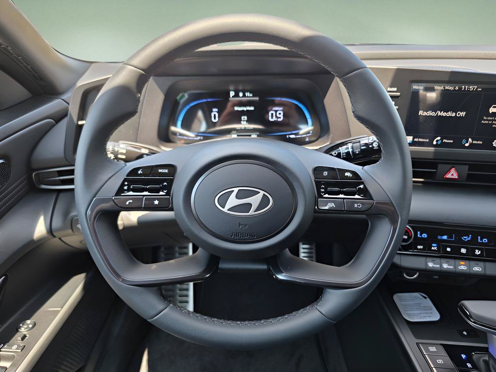 New 2026 Hyundai Elantra Sport FWD image 16