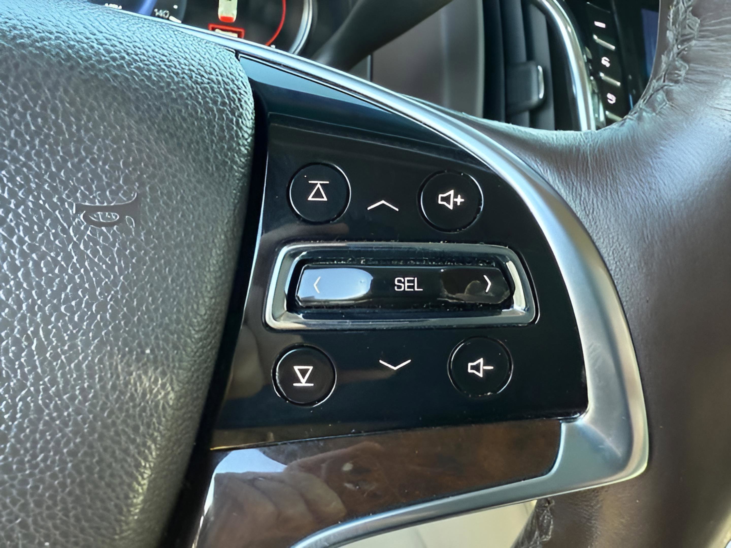 Used 2017 Cadillac Escalade Luxury image 23