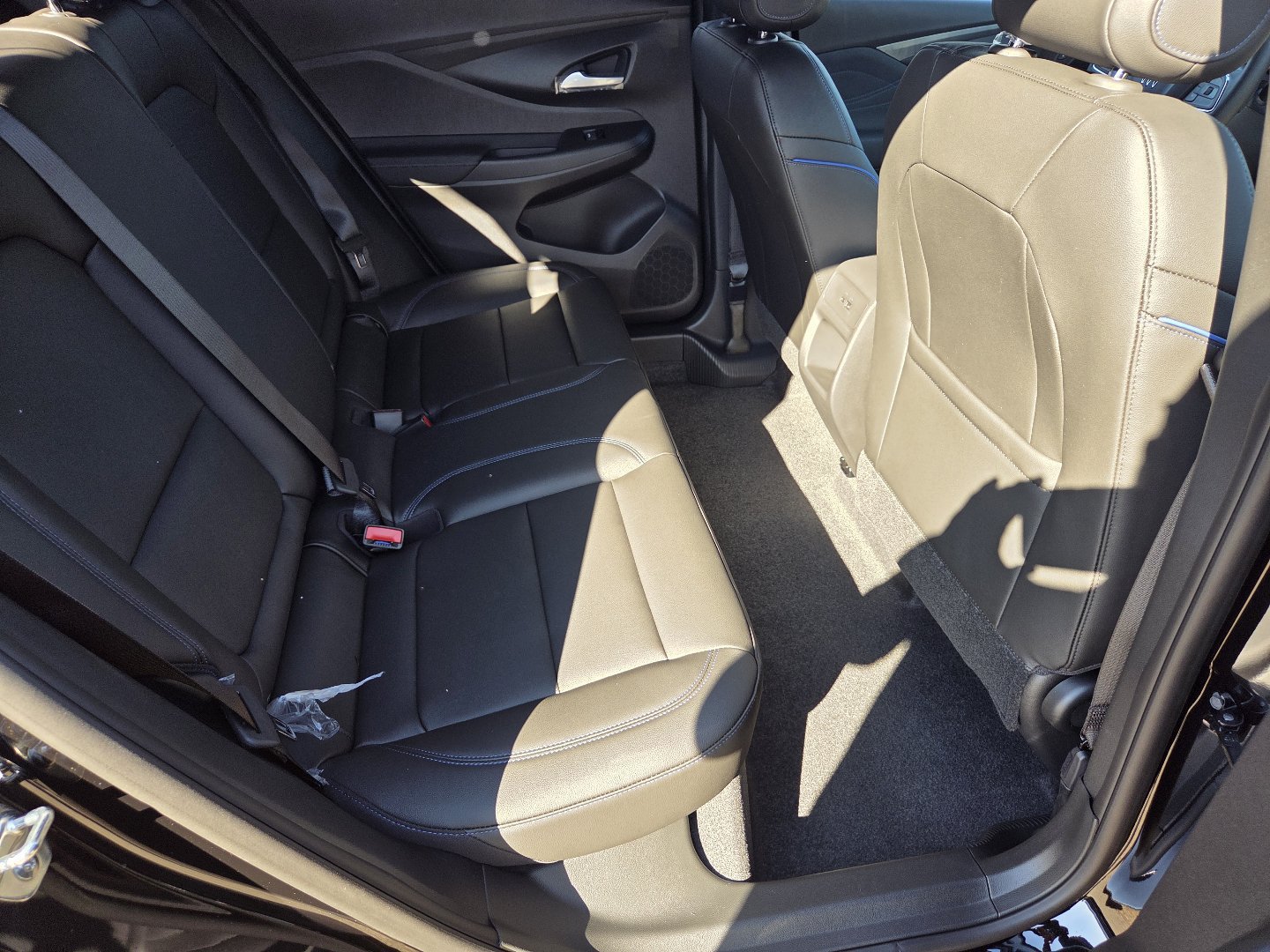 New 2026 Buick Envista Sport Touring w/ Convenience I Package FWD image 21