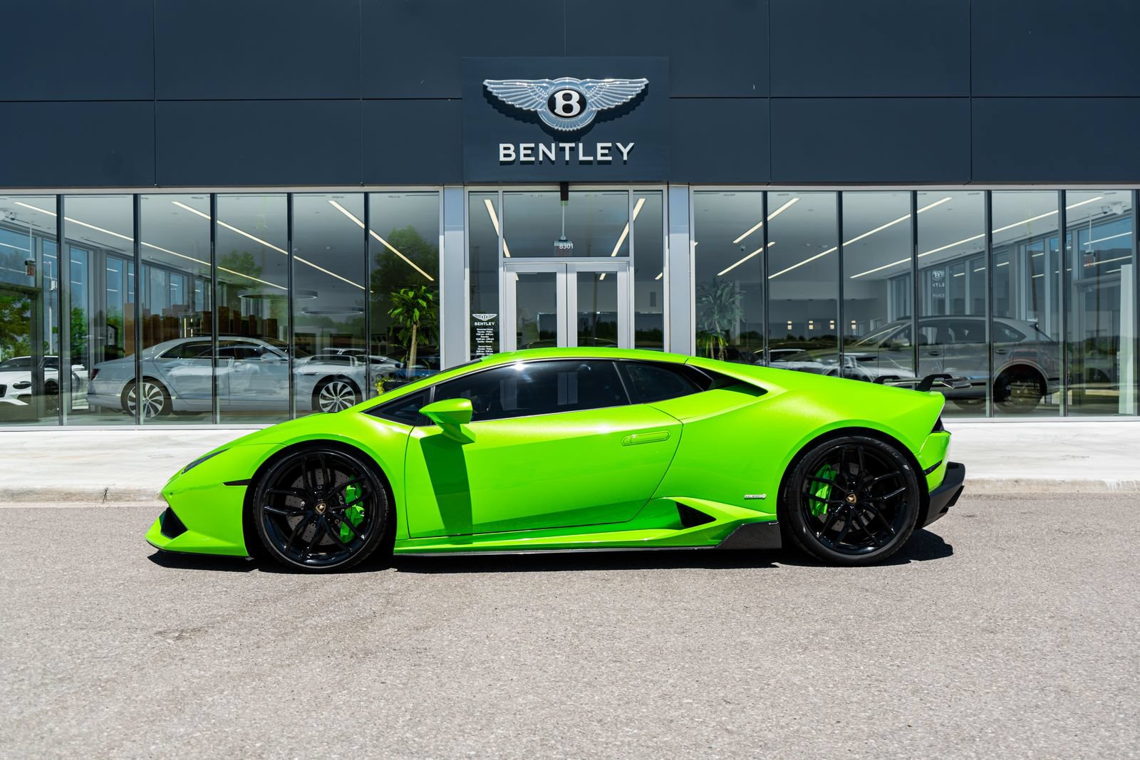 Used 2015 Lamborghini Huracan LP 610-4 AWD/4WD image 28