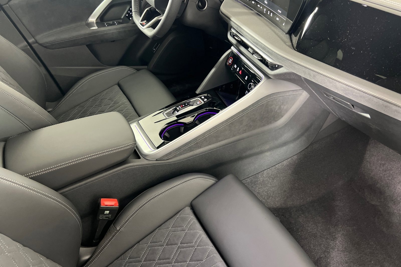 New 2025 Audi SQ5 Premium Plus image 15