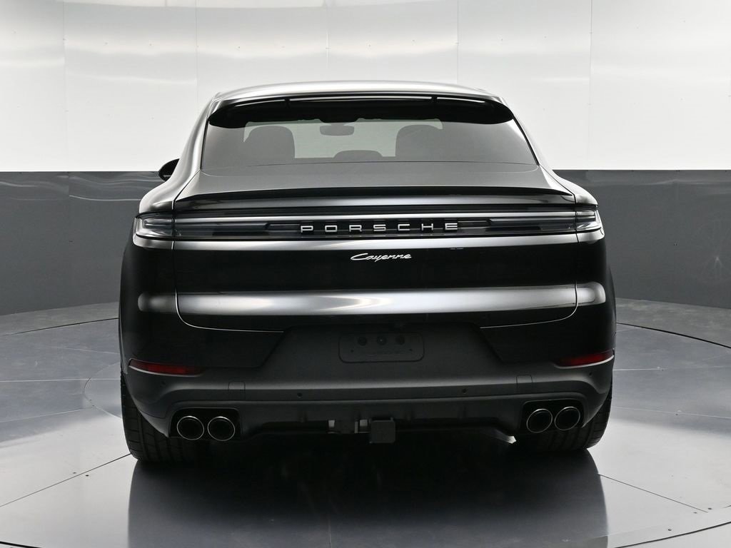 New 2026 Porsche Cayenne Coupe image 7