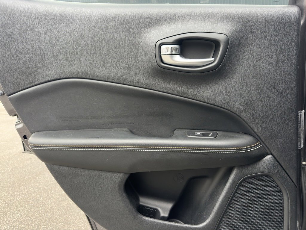 Used 2020 Jeep Compass Latitude image 22