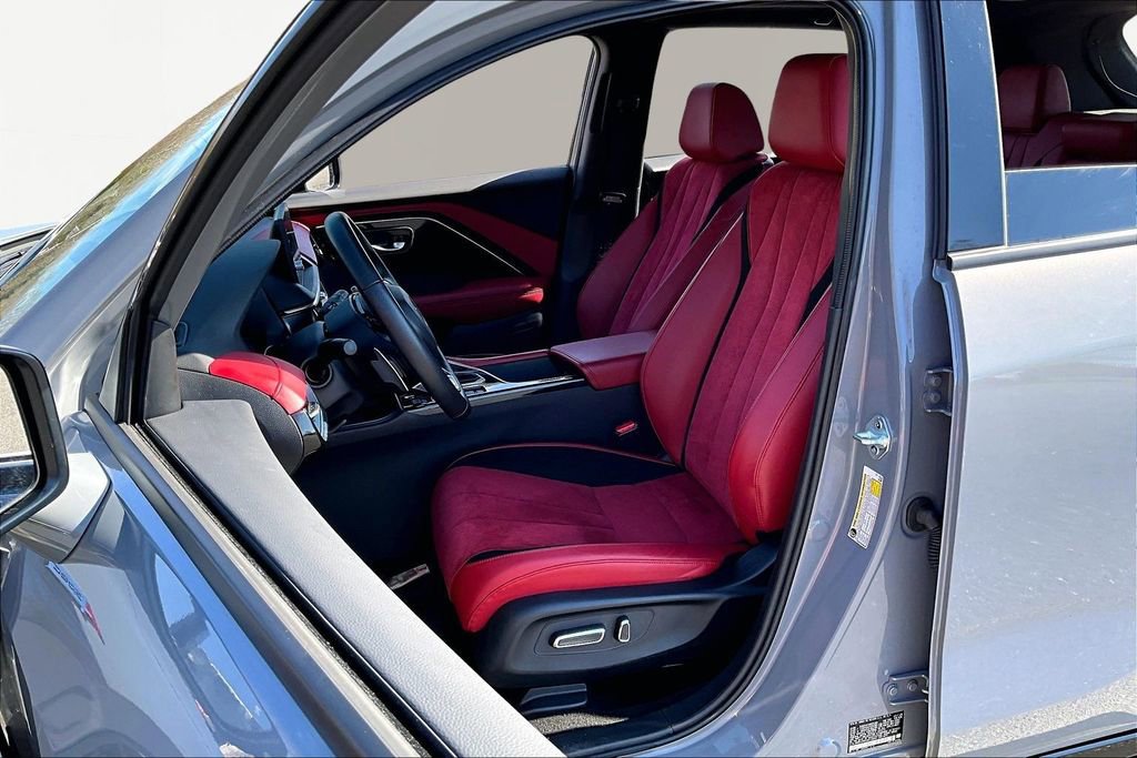 Used 2025 Acura ADX A-Spec image 17