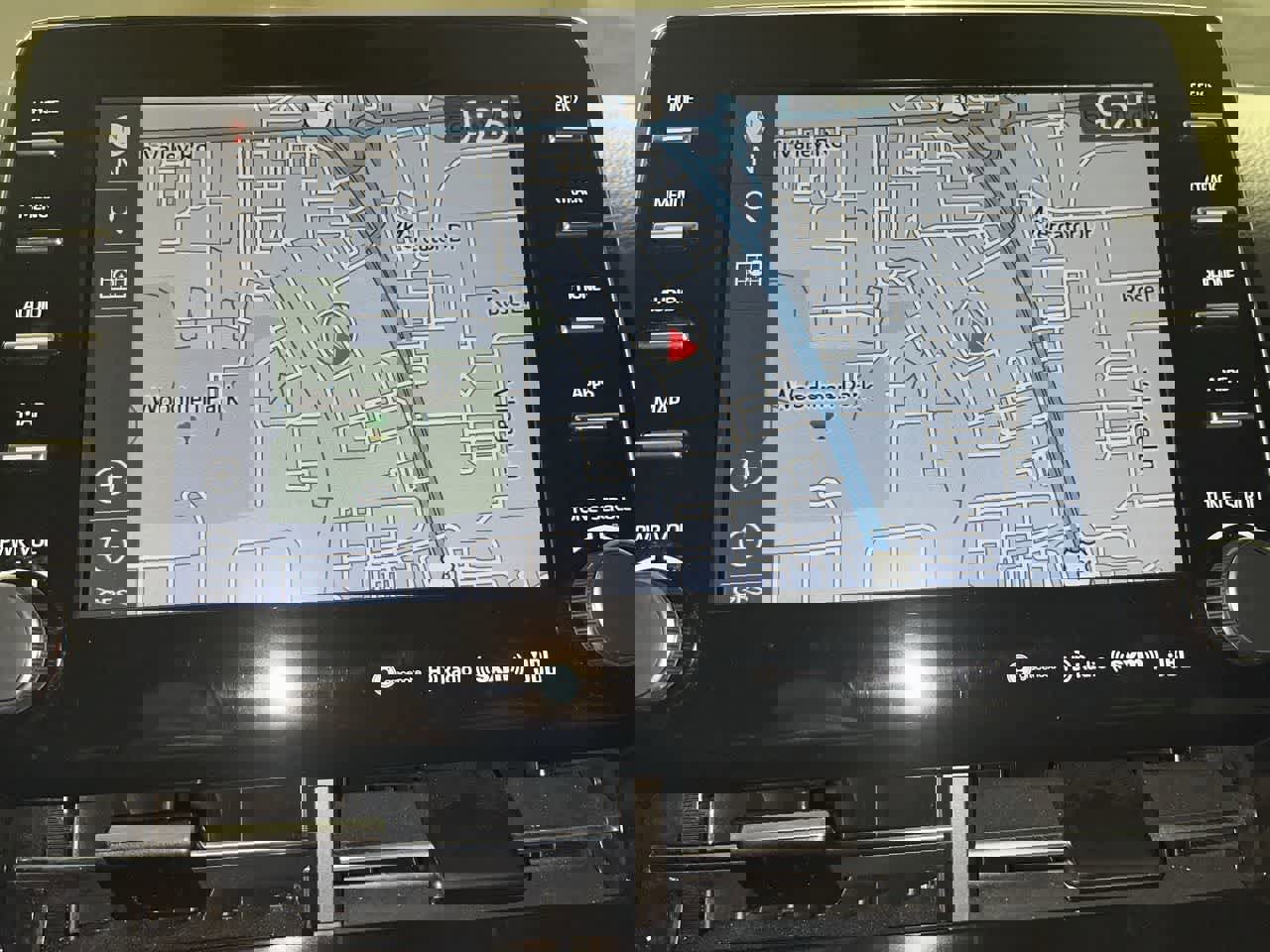 Used 2022 Toyota Avalon Limited w/ Advanced Safety Package image 20