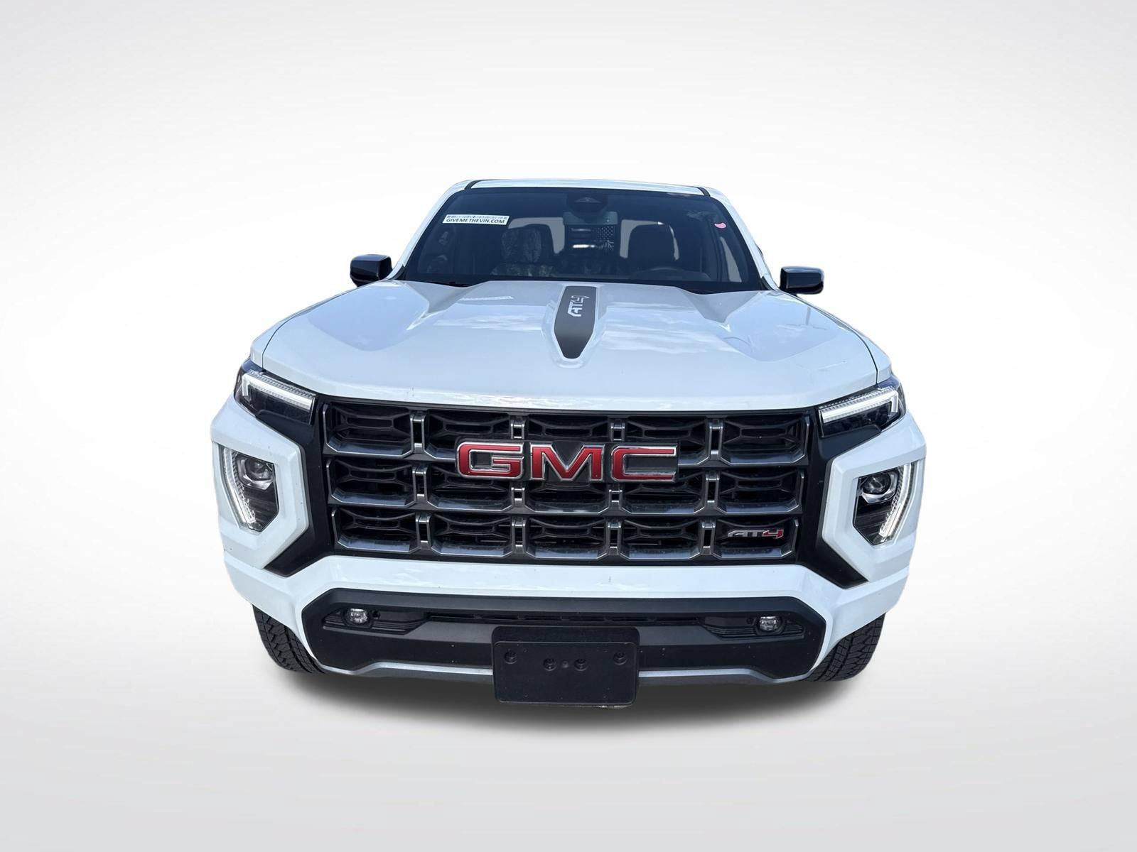 Used 2024 GMC Canyon AT4 AWD/4WD image 2