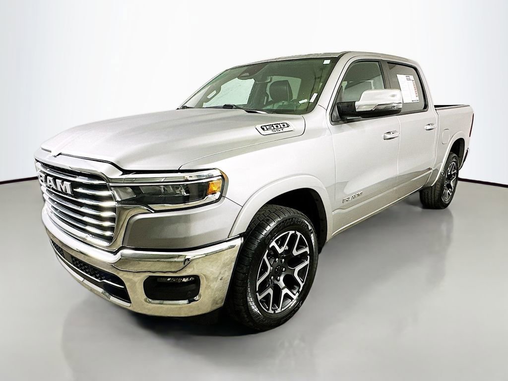 Used 2025 RAM 1500 Laramie video 3