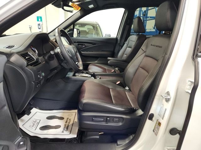 Used 2022 Honda Ridgeline Black Edition image 11