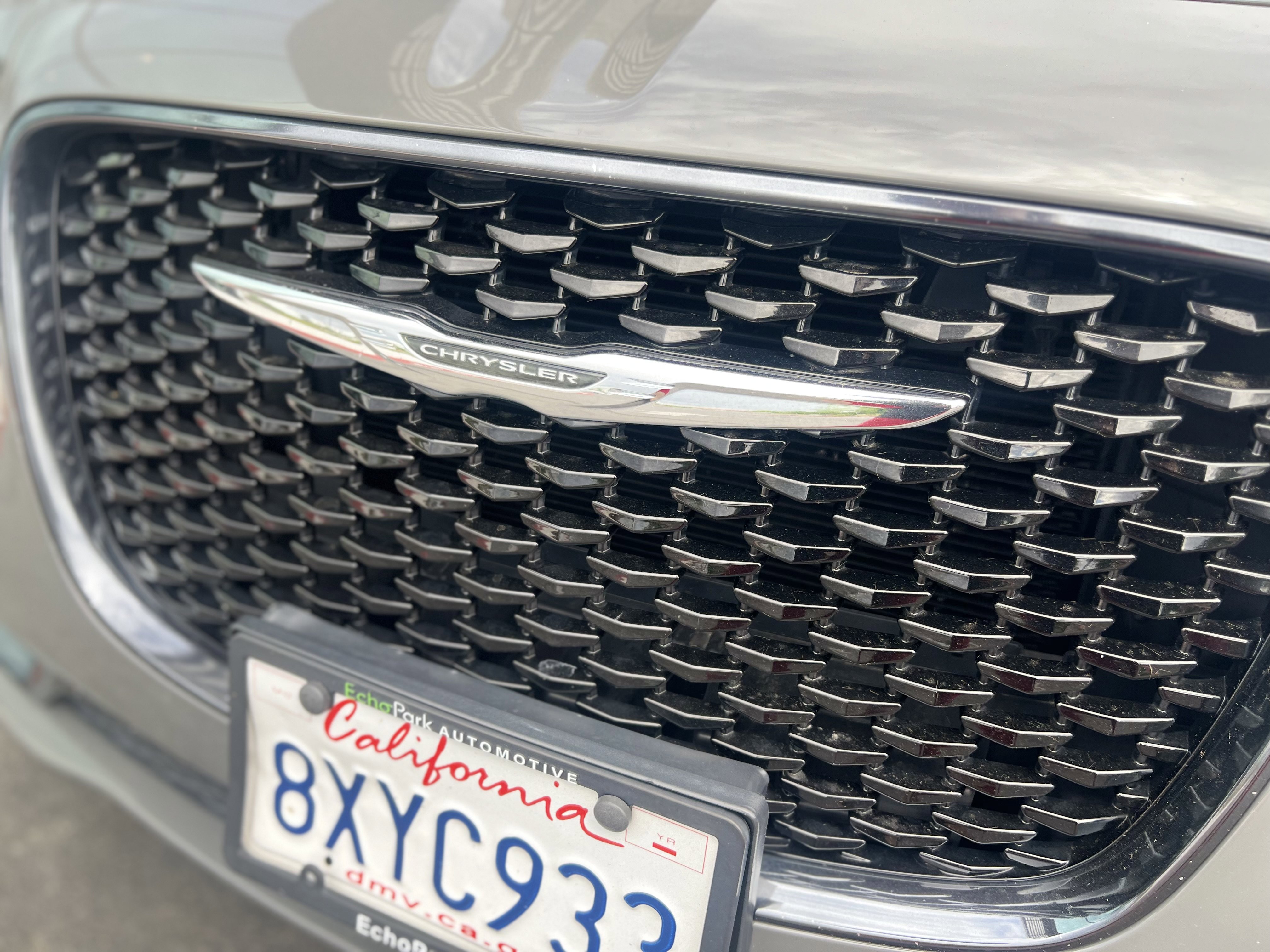 Used 2019 Chrysler 300 Touring w/ Sport Appearance Package image 18