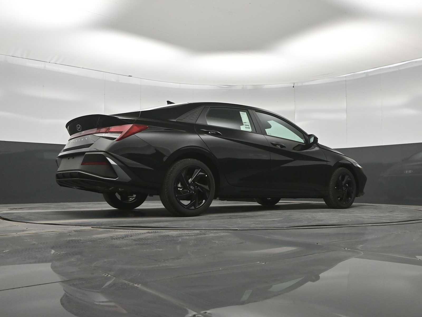 New 2026 Hyundai Elantra Sport FWD image 39