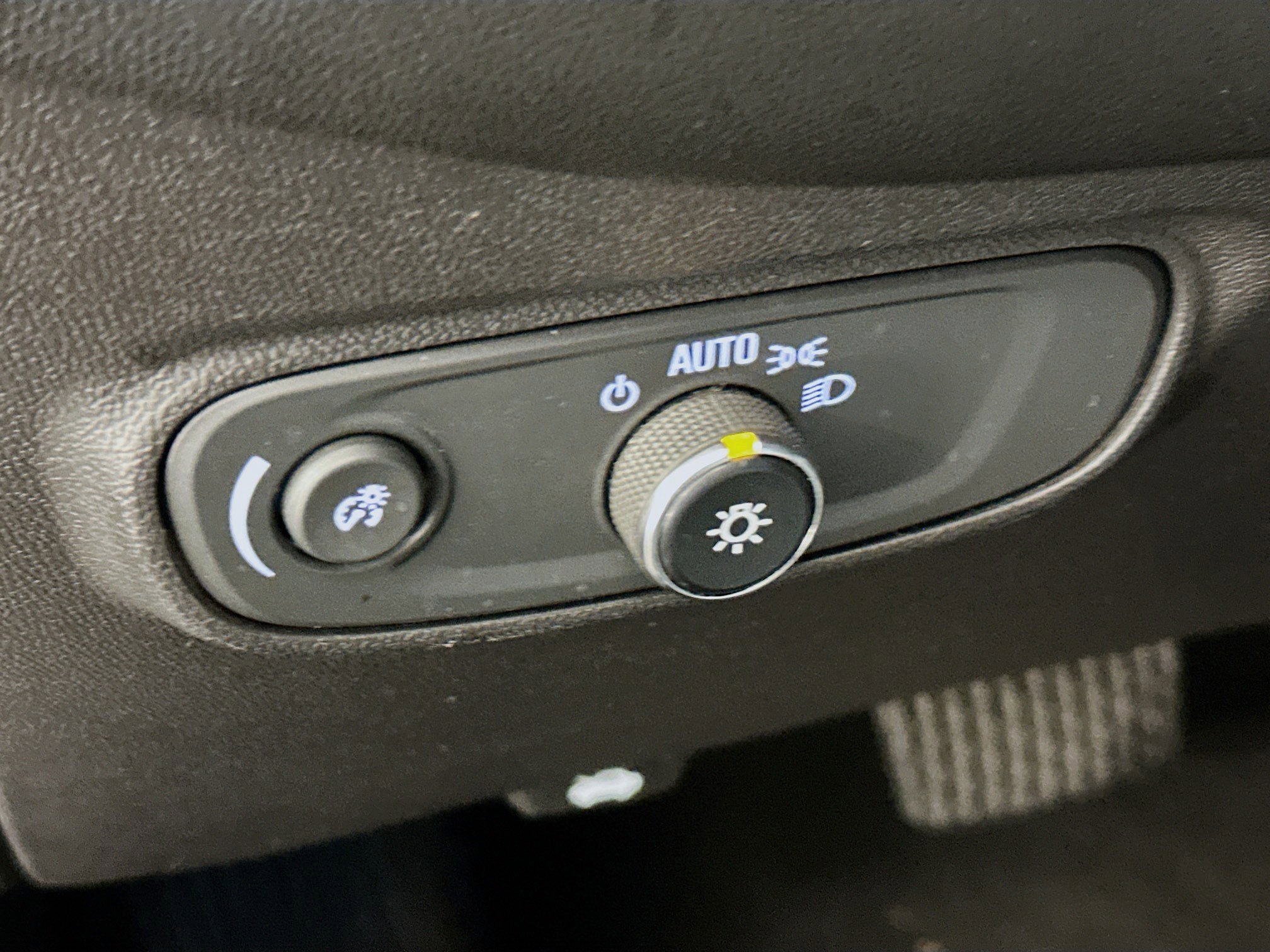 Used 2022 Chevrolet Equinox LT image 17