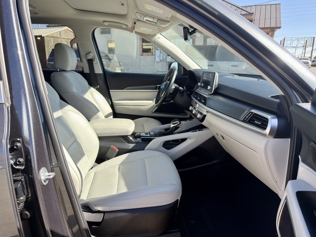 Used 2020 Kia Telluride S w/ S 8 Passenger Seating Package image 15
