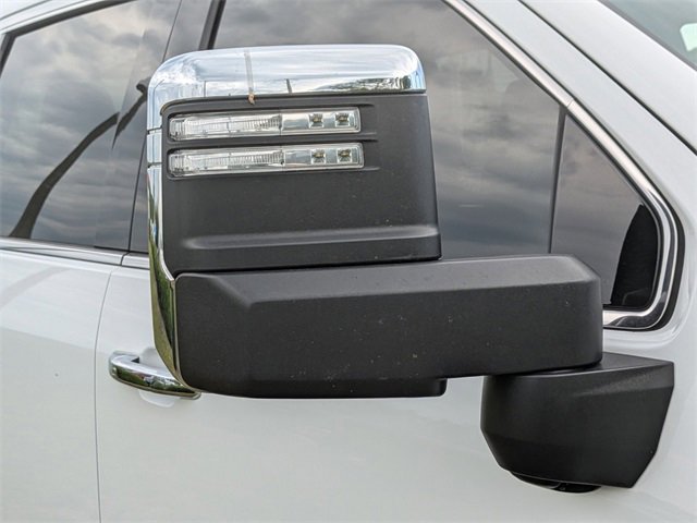 Used 2024 GMC Sierra 2500 SLT w/ SLT Premium Package image 11