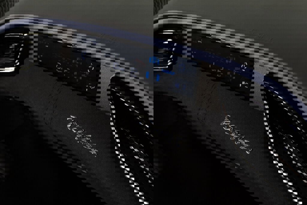 Certified 2024 Ferrari Roma Spider image 44