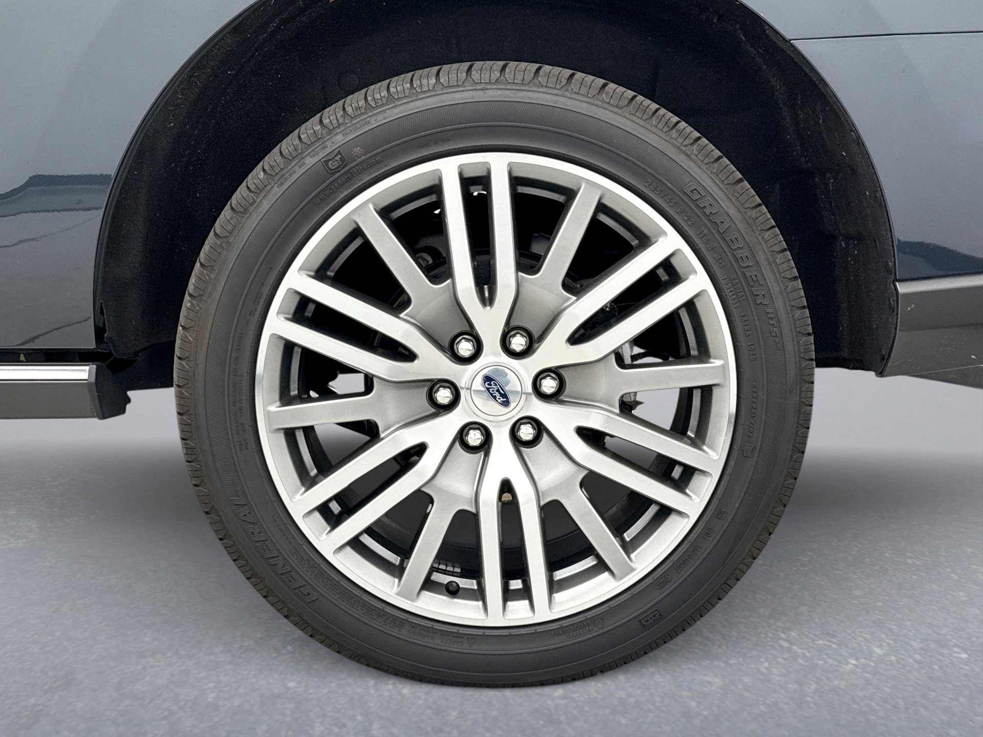 Used 2022 Ford Expedition Limited image 29